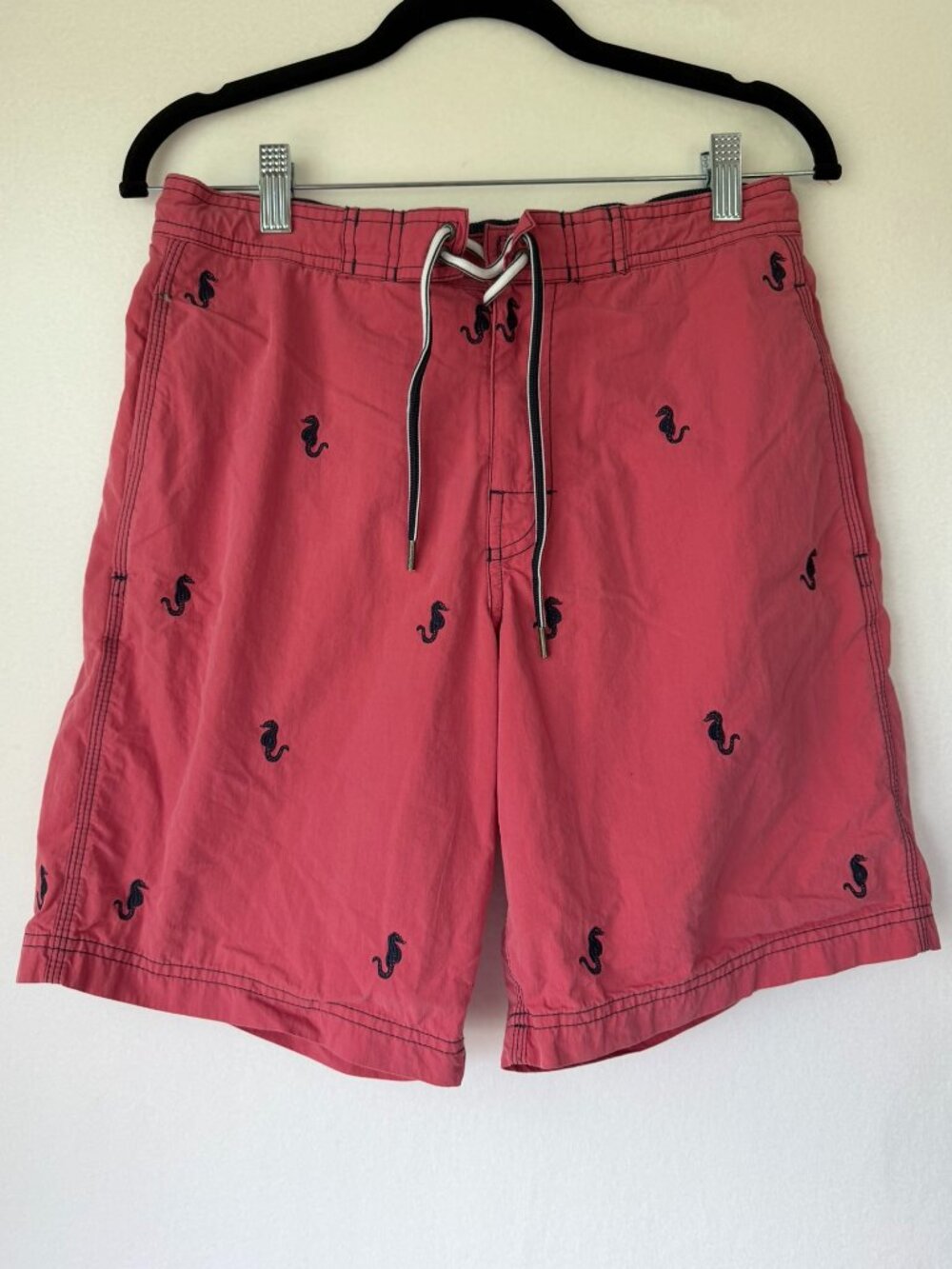 Daniel Cremieux Men’s Swim Trunks Small Coral Navy Seahorse Embroidered